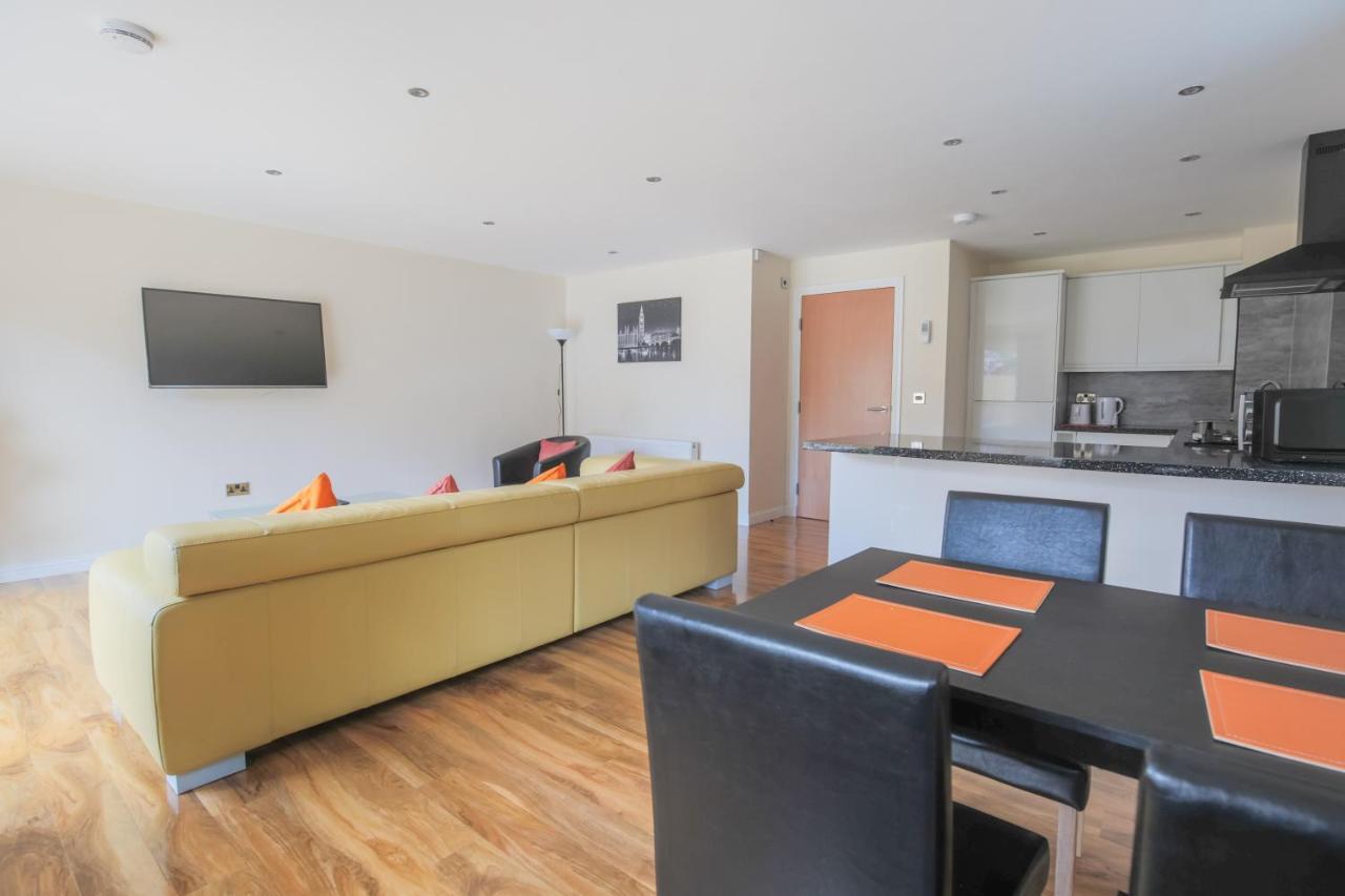 Stylish Modern Newly Built Apartment 15 Min From City Centre EDI Exteriér fotografie